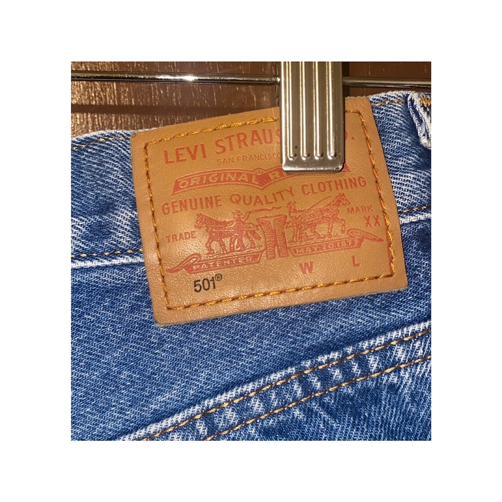 Levis Premium 501 shorts size 28 - Picture 7 of 9
